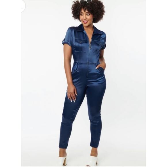 Unique Vintage Navy Satin Short Sleeve Jumpsuit 4X 22 24 NWOT - Picture 1 of 3